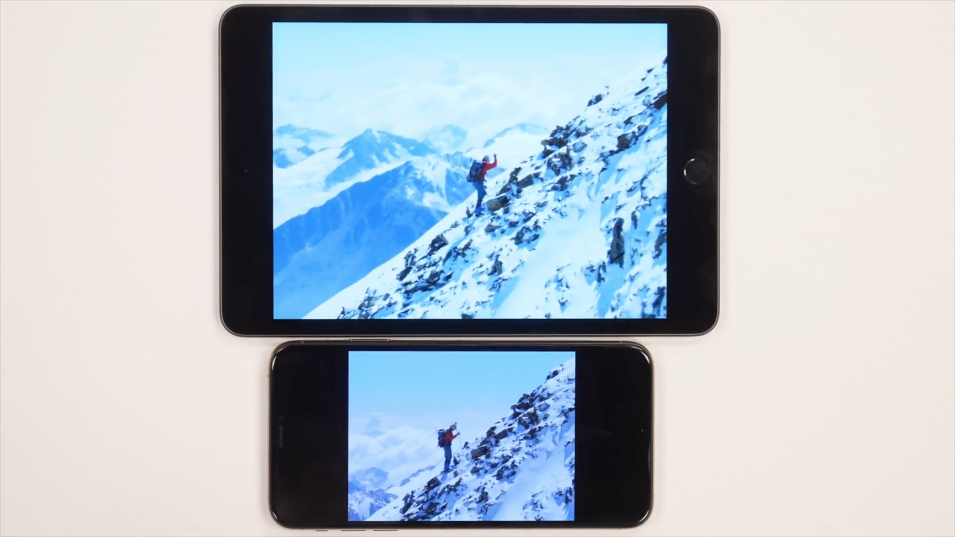 iPad-mini-iPhone-XS-MAx-screen-size-differences-002.jpg