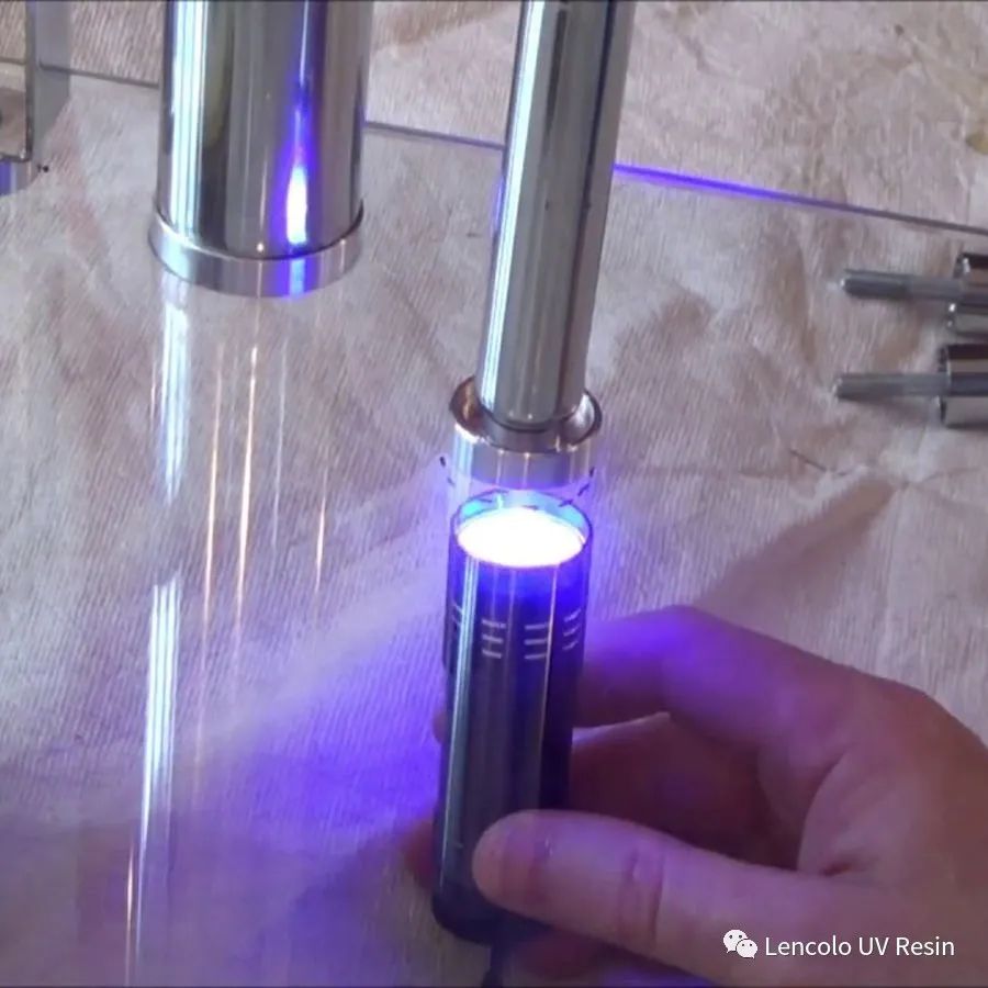 SQ-732001 UV Laminating Adhesive  for PET–Metallized Layer Bonding